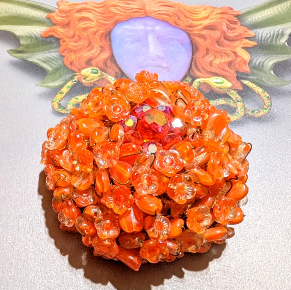 Vintage Huge Miriam Haskell Domed Glass Bead Brooch - Picture 3 of 8